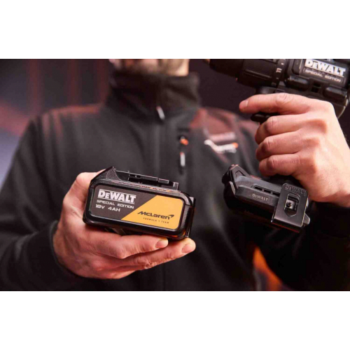 Дриль-шурупокрут ударний McLaren F1 TEAM SPECIAL EDITION DeWALT DCD86MM2T