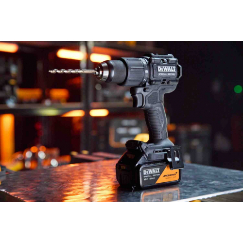 Дриль-шурупокрут ударний McLaren F1 TEAM SPECIAL EDITION DeWALT DCD86MM2T