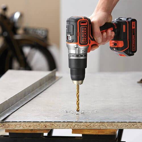 Дриль-шуруповерт акумуляторна безщіткова ударна BLACK DECKER BL188KB