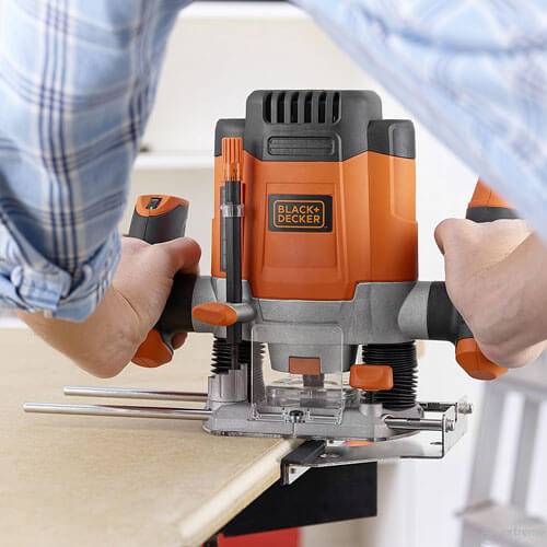 Фрезер мережевий BLACK DECKER KW1200EKA