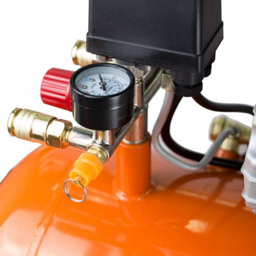 Компресор V 2.2 кВт 386л/хв 8бар 50л (2 крана) Grad (7043935)