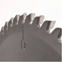 P28.Пила D=320 F= 30 Z= 60 K/P=4,4/3,0 PH: 2/10/60