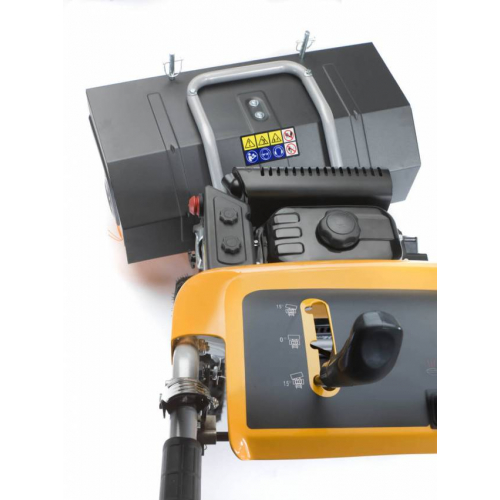 Підмітальна машина бензинова самохідна STIGA SWS800GE