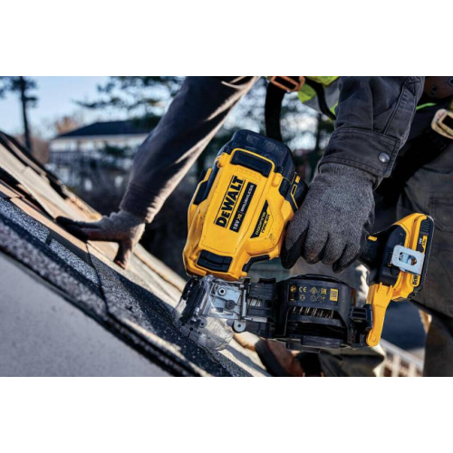 Пістолет гвоздезабивний акумуляторний безщітковий DeWALT DCN45RND2