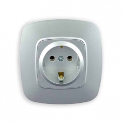 112-007-0006 Розетка із зазем. срібло ELA/10/200