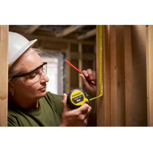 Рулетка вимірювальна CONTROL-LOCK довжиною 5 м, шириною 25 мм, в обгумованому корпусі, з подвійною шкалою STANLEY STHT37231-0