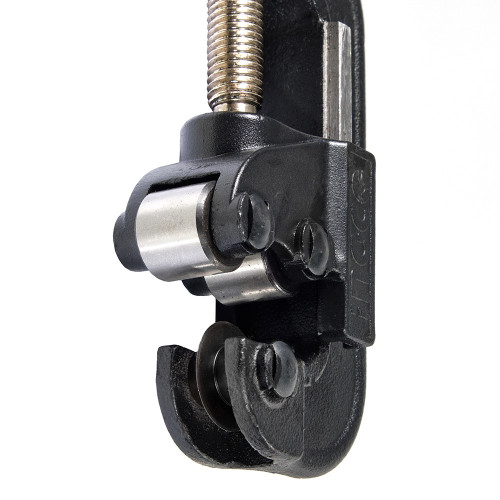 Труборіз для різання металевих труб 10-42 мм.