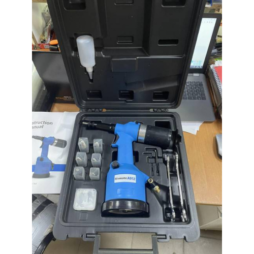 Пневматичний заклепочник для різьбових заклепок A912